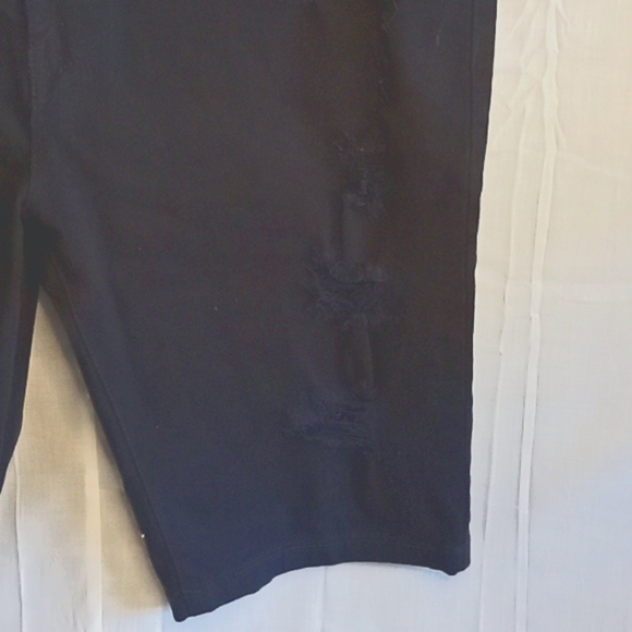 Men shorts - Picture 2 of 5